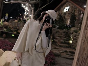 Set Trang Phục Tông Trắng Kem